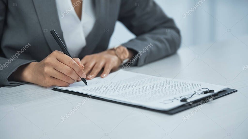 Firma di deleghe e certificazioni predisposte da un consulente