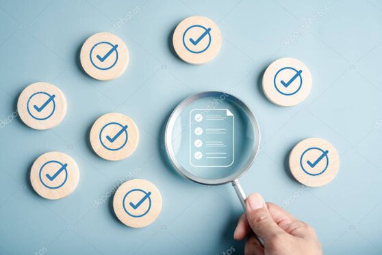Documenti ordinati con una checklist compilata